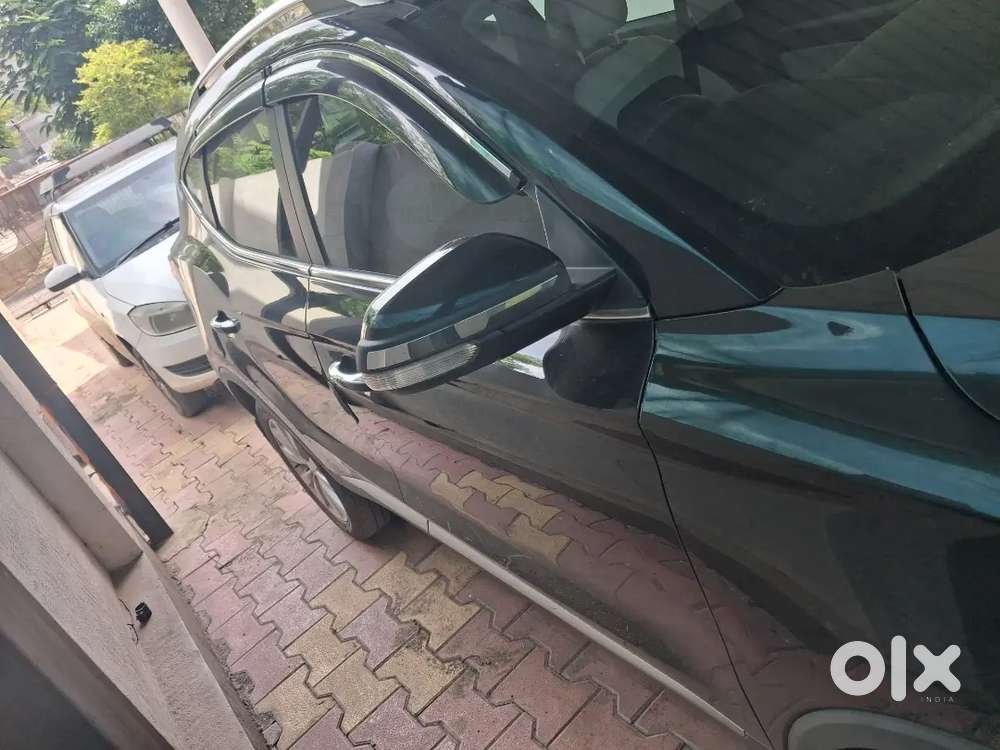Mg Astor Shine 2025