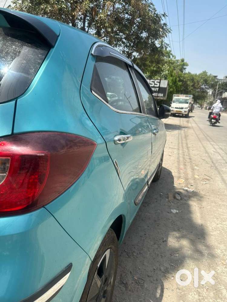 Tata Tiago 2025 Petrol 2000 Km Driven