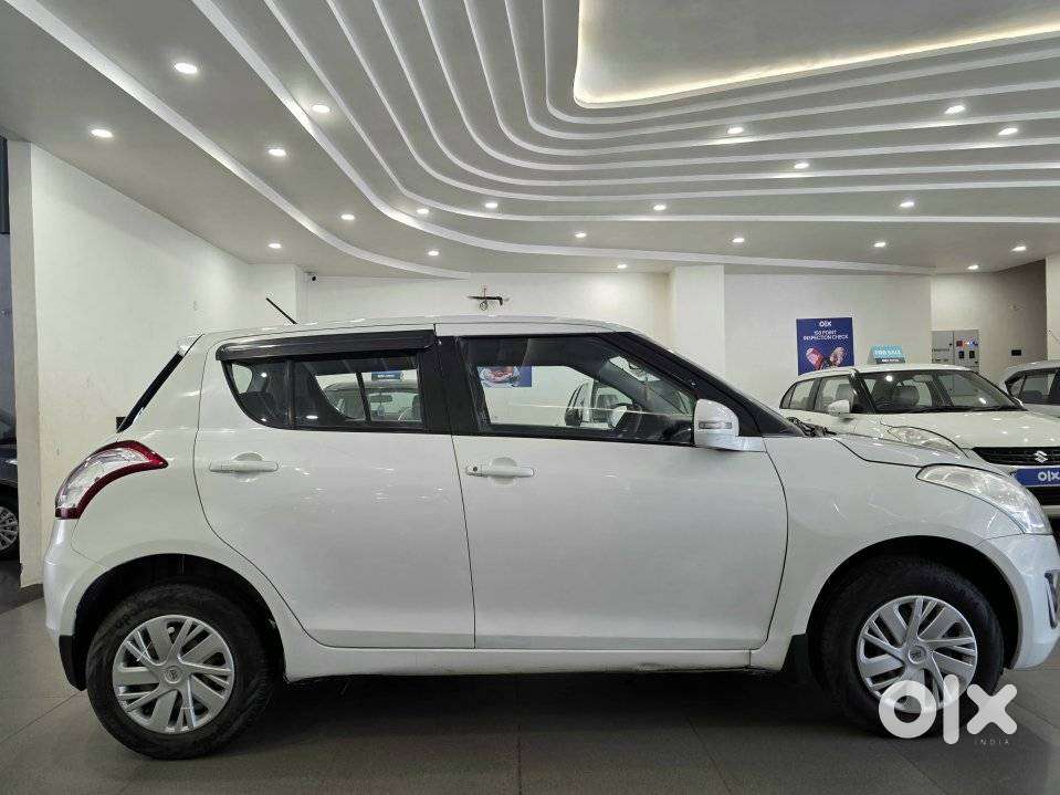 Maruti Suzuki Swift Vxi Cng, 2016, Petrol