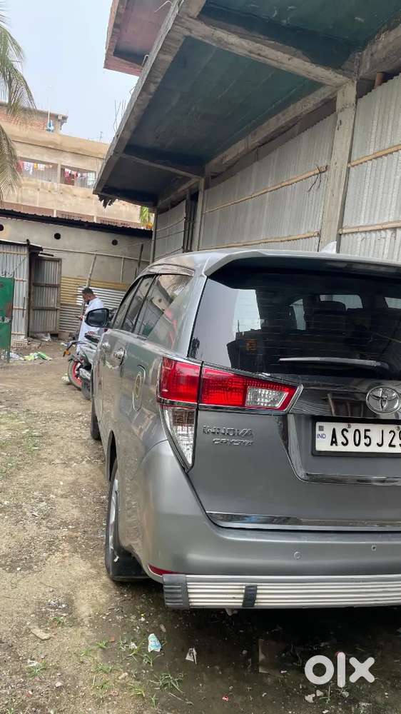 Toyota Innova Crysta 2017 Diesel 162570 Km Driven