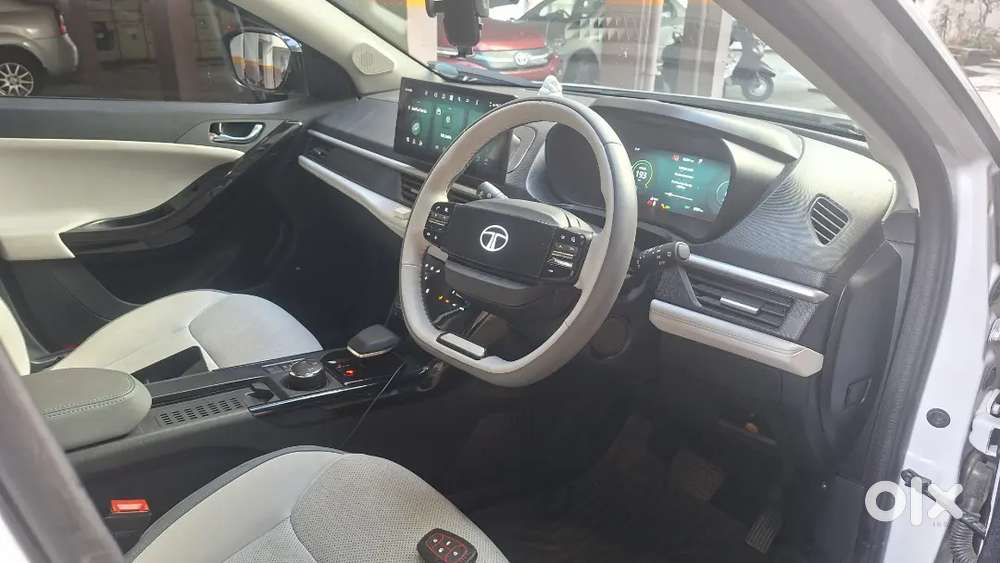 Tata Nexon Ev Empowered Plus 45
