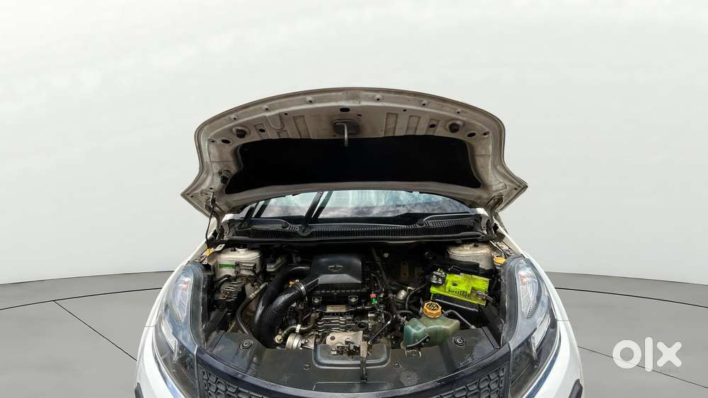 Tata Tiago 1.2 Revotron Xz, 2018, Petrol