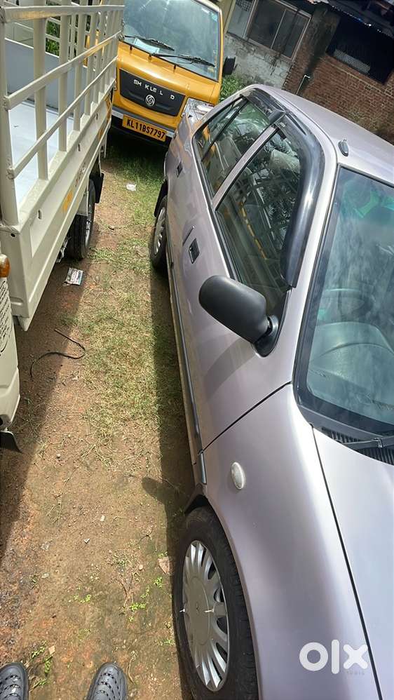 Maruti Suzuki Esteem Lpg 2004
