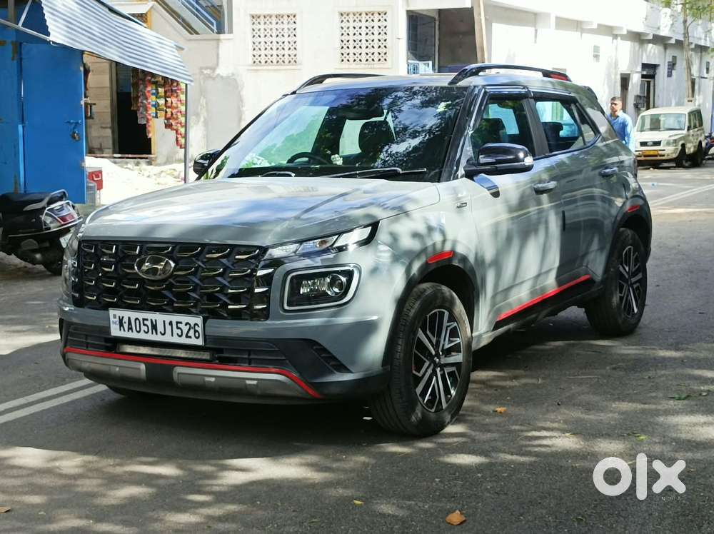 Hyundai Venue N Line N8 DCT Dual Tone, 2023, Petrol