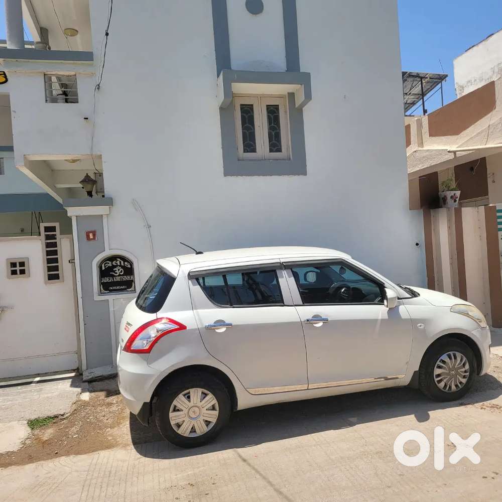 Maruti Suzuki Swift 2011 Diesel 12000 Km Driven
