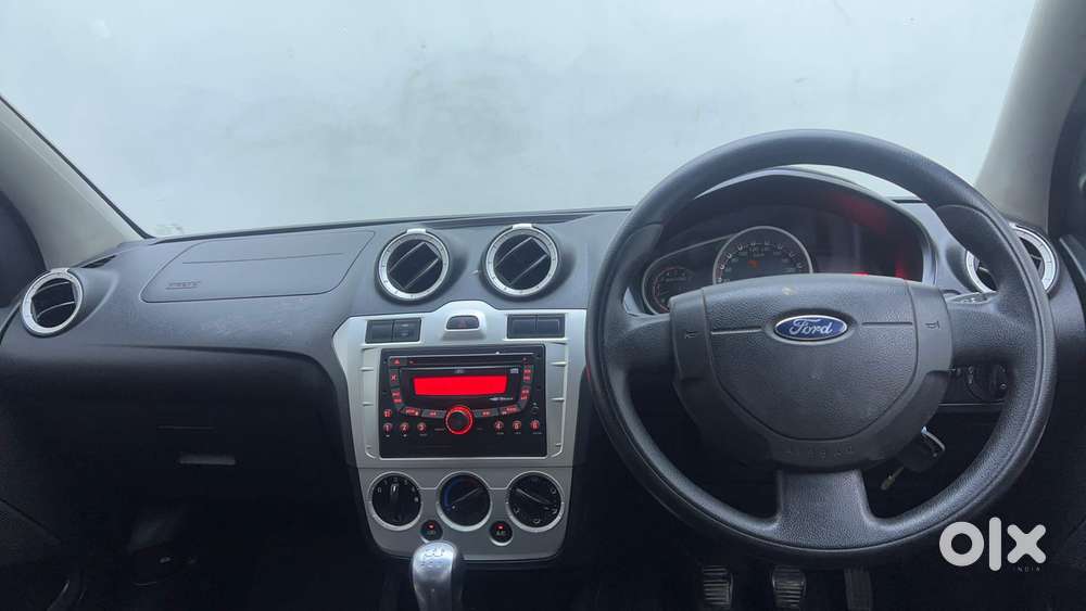 Ford Figo 1.2 Duratec Petrol Titanium, 2011, Petrol