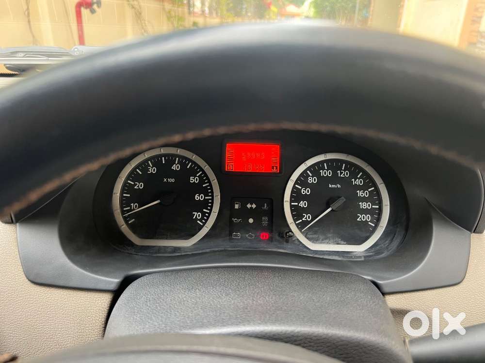Mahindra Renault Logan 2009