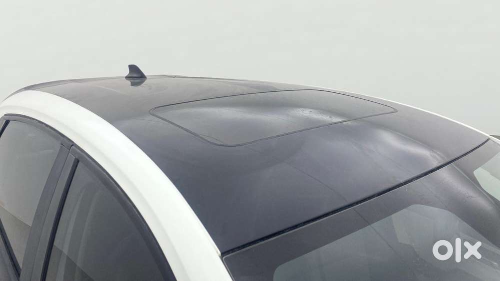 Tata Altroz Xz Plus (s), 2023, Petrol