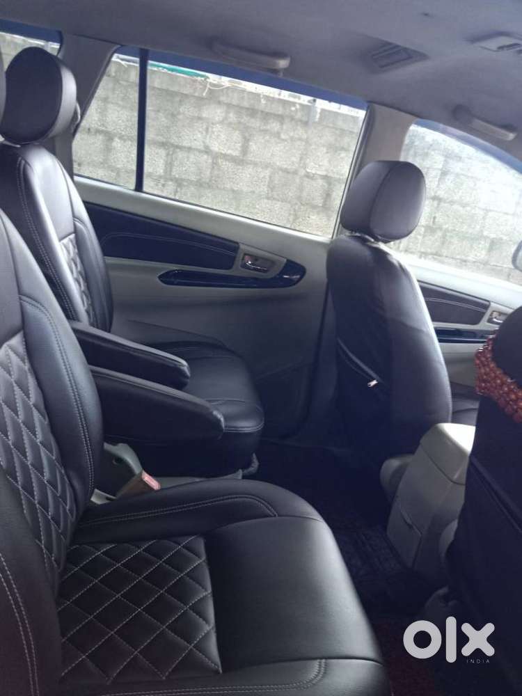 Toyota Innova 2.5 V 7 Str, 2009, Diesel