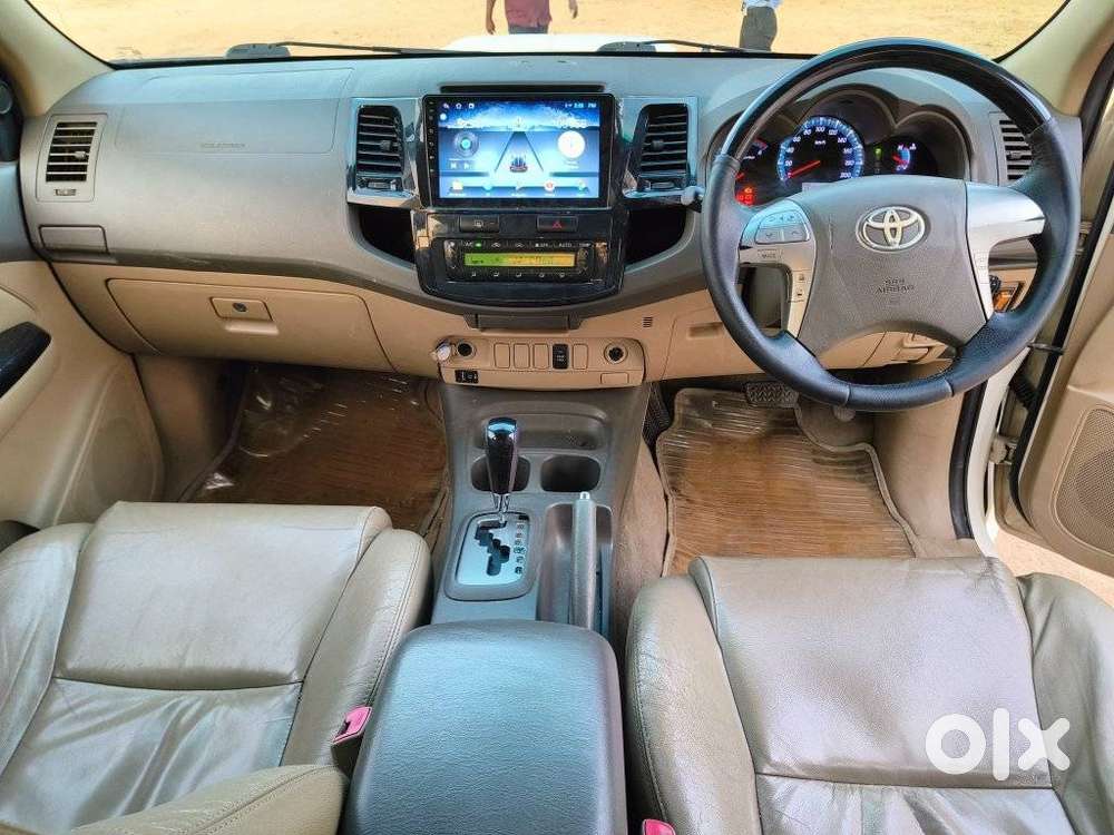 Toyota Fortuner 3.0 4x2 Automatic, 2012, Diesel