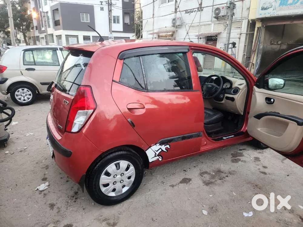 Hyundai I10 Sportz Petrol 2010