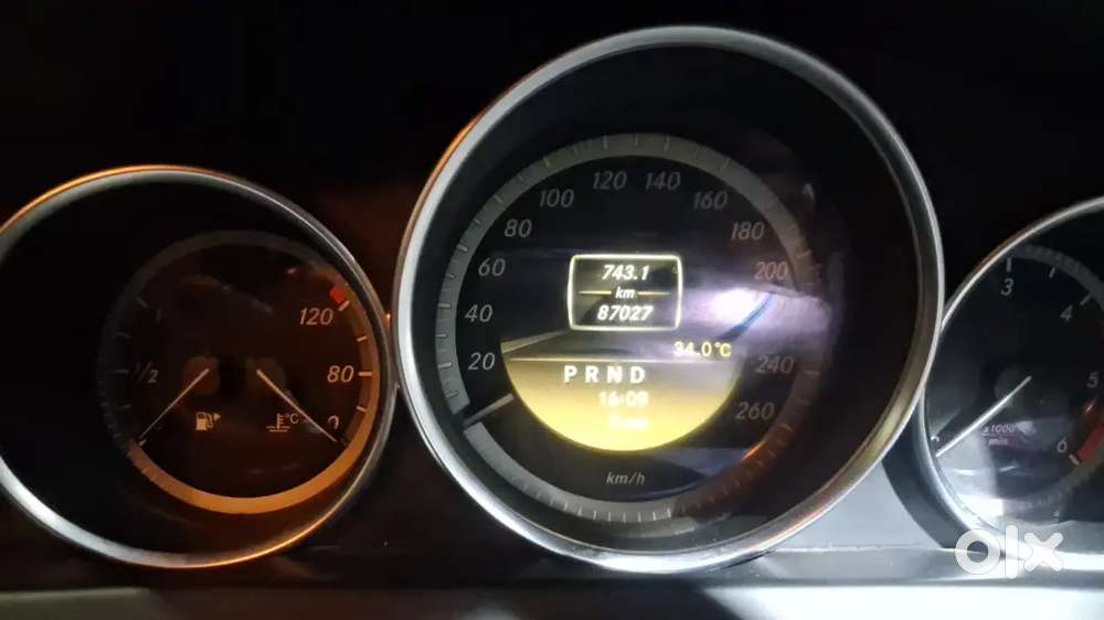 Mercedes-benz C-class 2012 Single Owner Showroom Track Good Condition