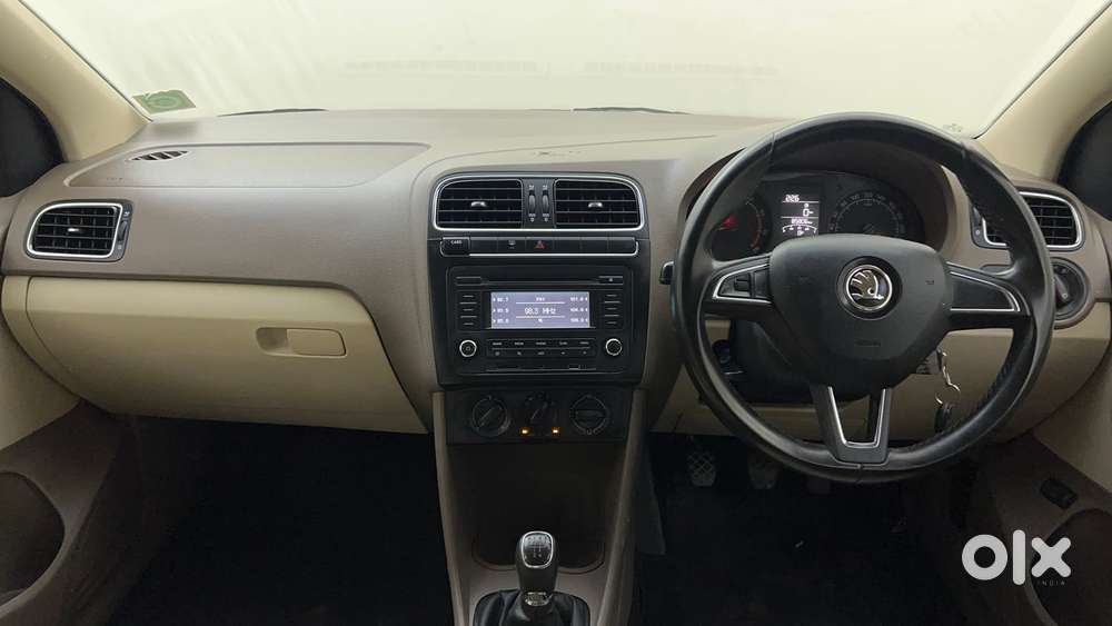 Skoda Rapid 1.6 Mpi Ambition, 2016, Petrol