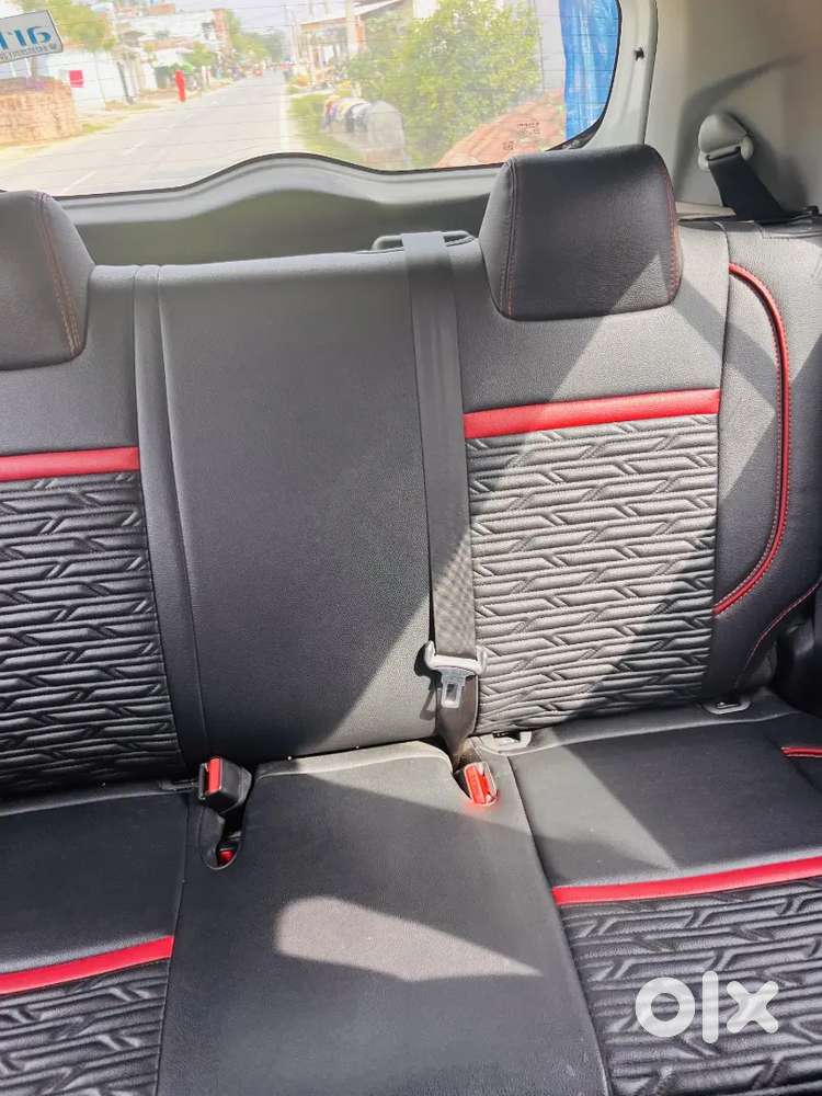 Maruti Suzuki Swift 2025 Petrol