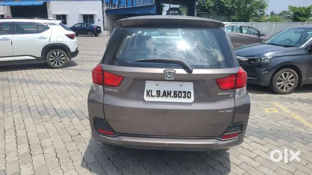 2014 Honda Mobilio 1.5 S I-vtec  Single Owner  1.08 Lakh Km