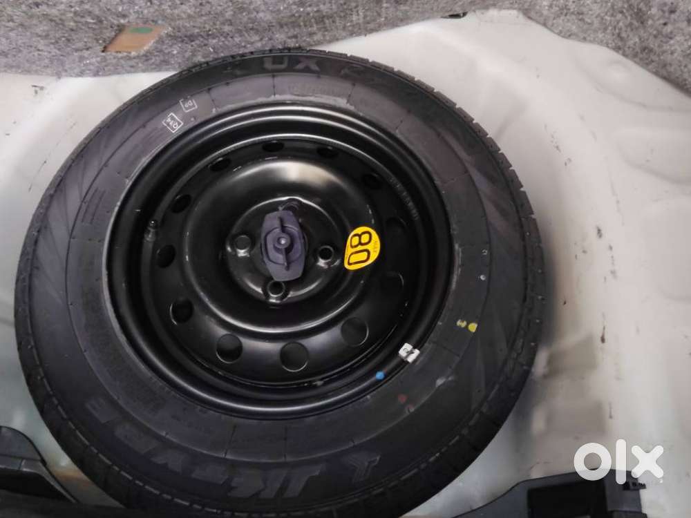 Maruti Suzuki Swift 1.3 Zxi, 2024, Petrol