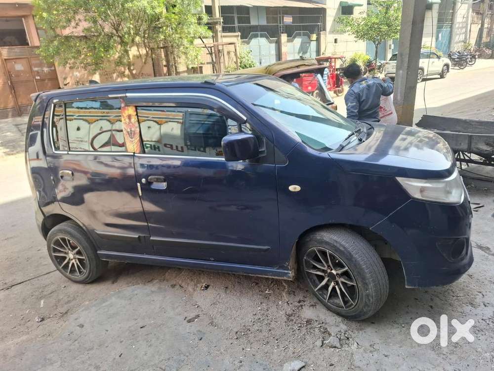 Maruti Suzuki Wagon R Stingray 2017 Petrol Well Maintained