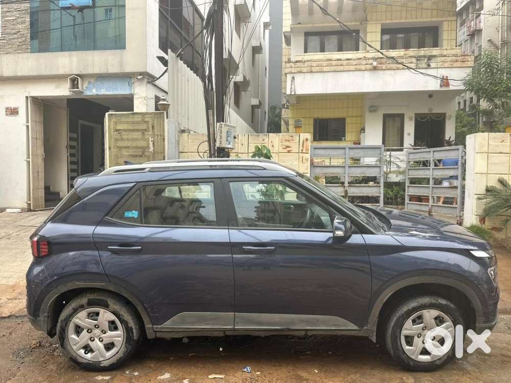 Hyundai Venue 2022 Petrol Excellent Condition