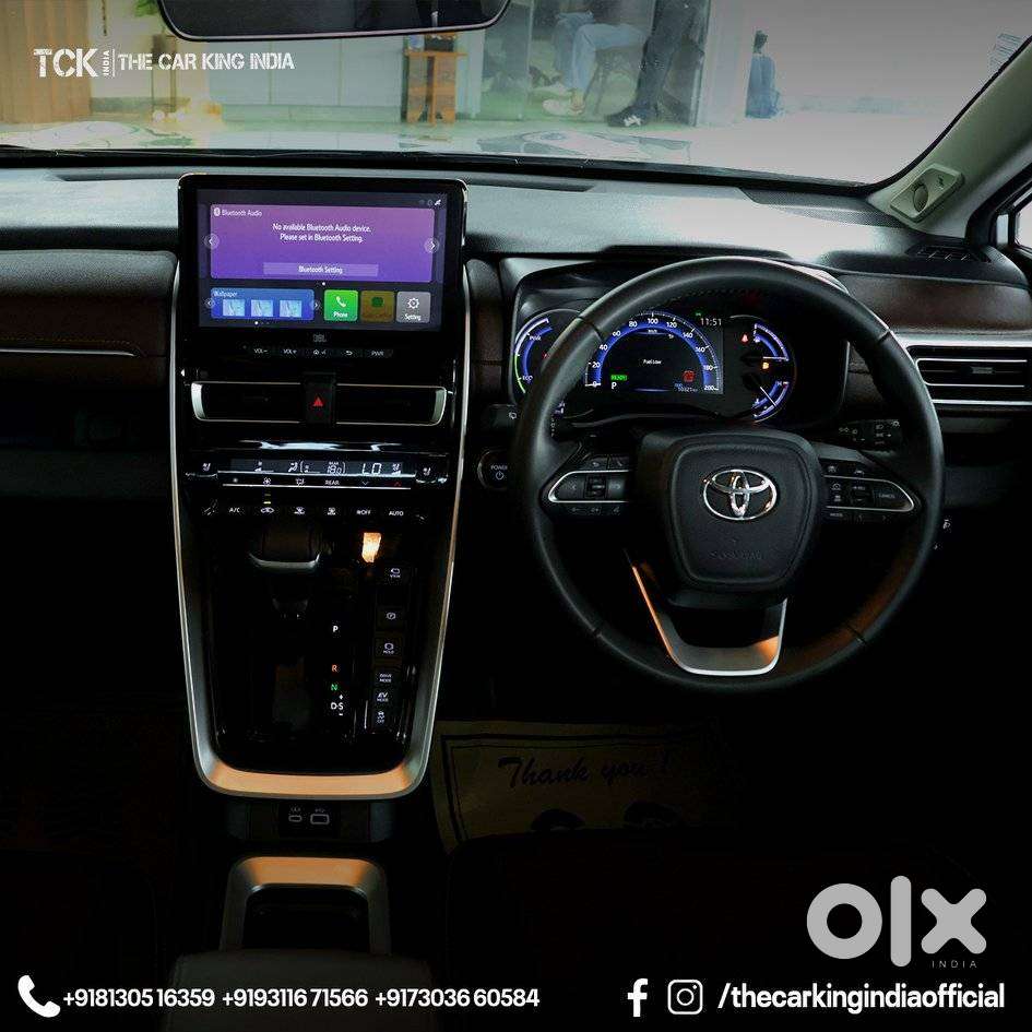 Toyota Innova Hycross 2.0 Zx (o) Hybrid 7 Str, 2025, Petrol
