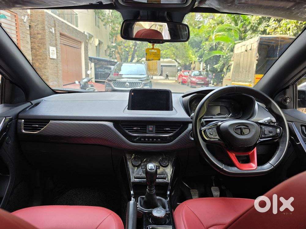 Tata Nexon 1.2 Revotron Xz Plus (l) Dark Edition, 2023, Petrol