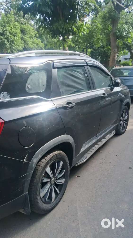 Mg Hector Plus 2020 Petrol 70000 Km Driven