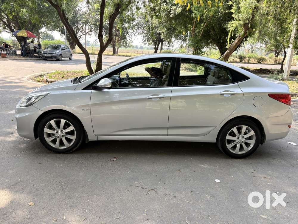 Hyundai Fluidic Verna 1.6 Vtvt Sx, 2012, Petrol