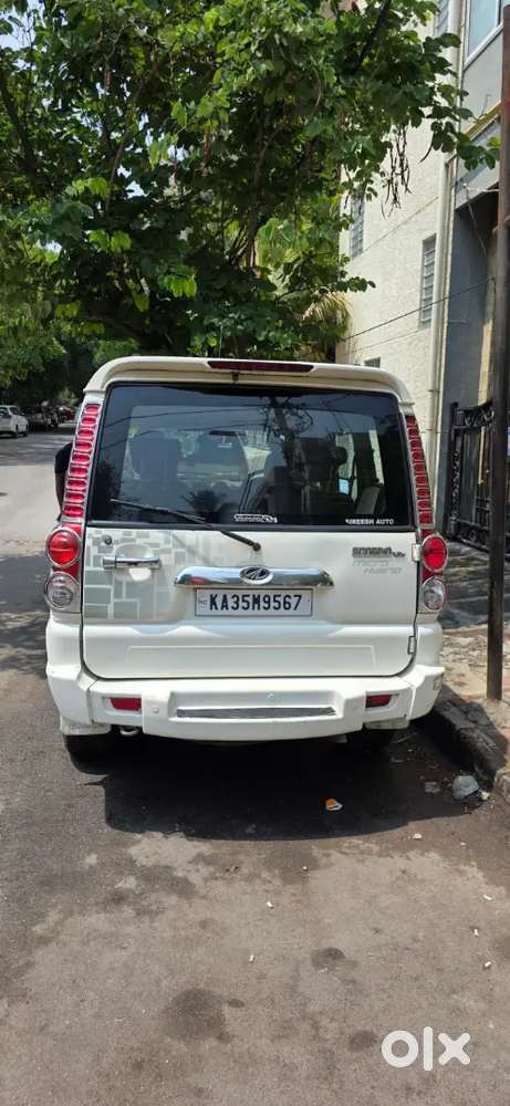 Mahindra Scorpio 2010 Diesel Manual