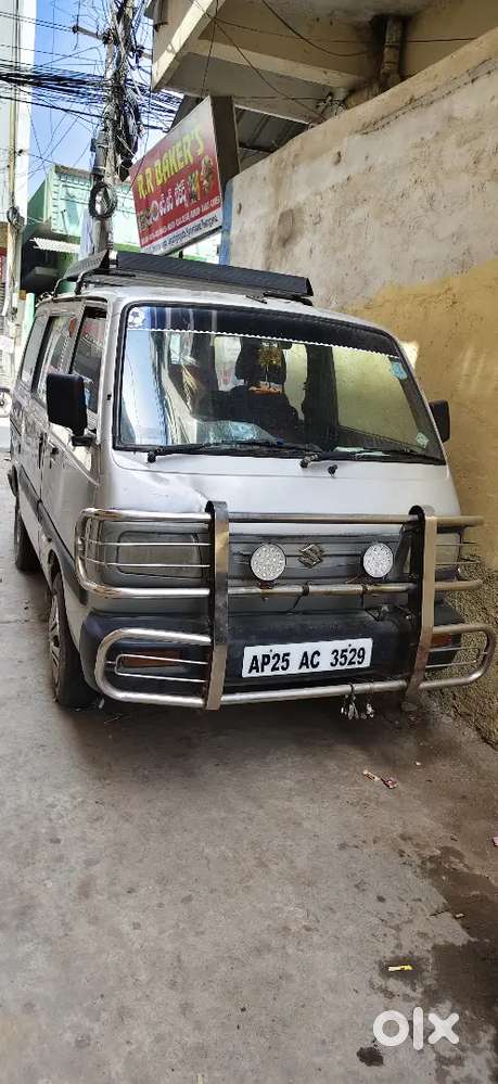 Maruti Suzuki Omni 2010