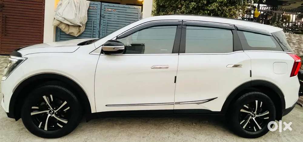 Mahindra Xuv700 2022 Petrol Well Maintained