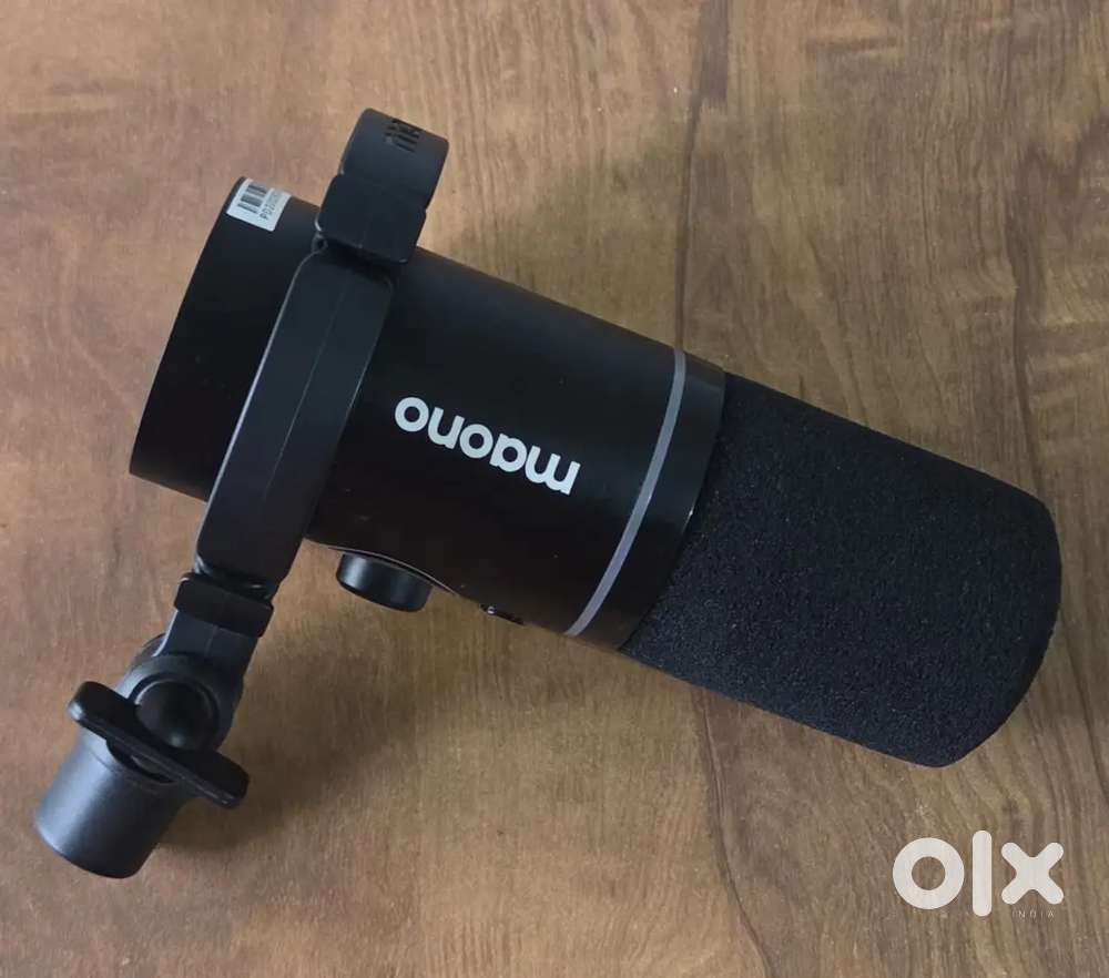 USB/XLR Dynamic Microphone ( MAONO PD200X)