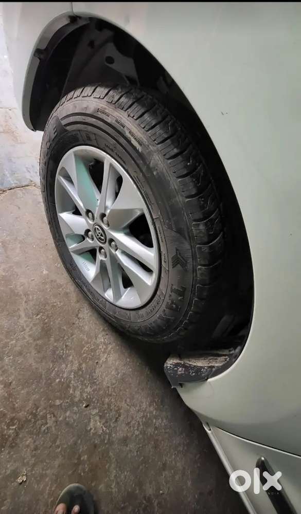 Toyota Innova Crysta2.4g 2018