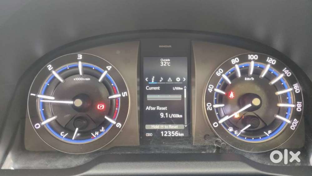 Toyota Innova Crysta 2.4 Z 7 Str, 2025, Diesel