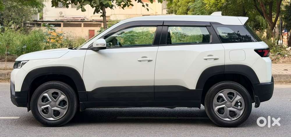 Maruti Suzuki Brezza 1.5 Lxi Cng, 2025, Cng & Hybrids