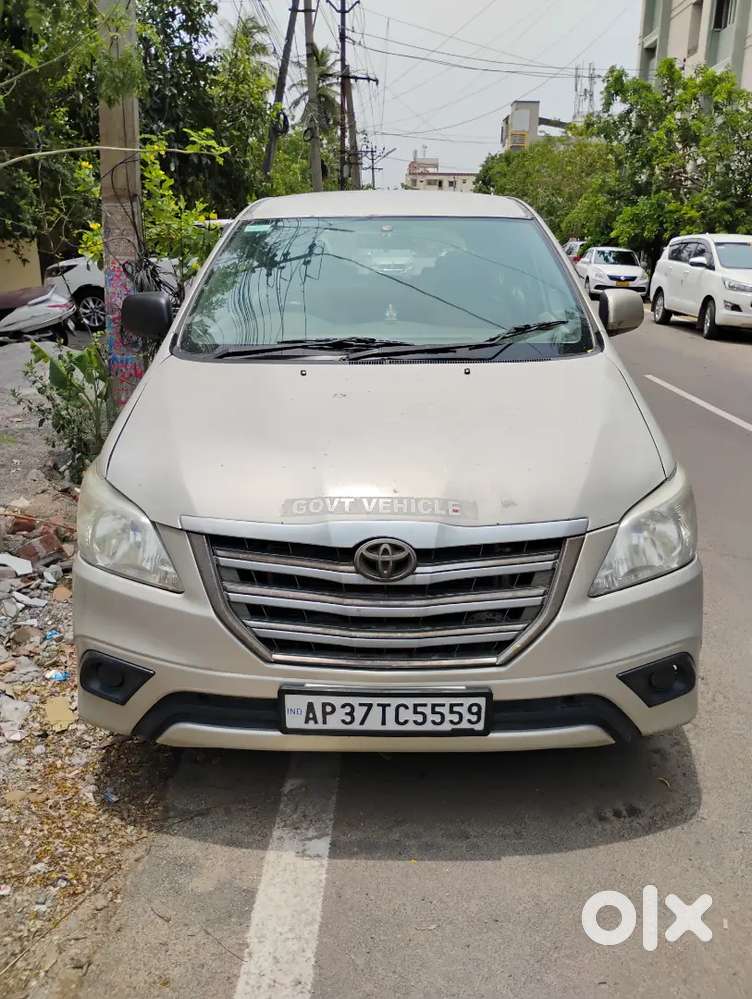 Toyota Innova 2013