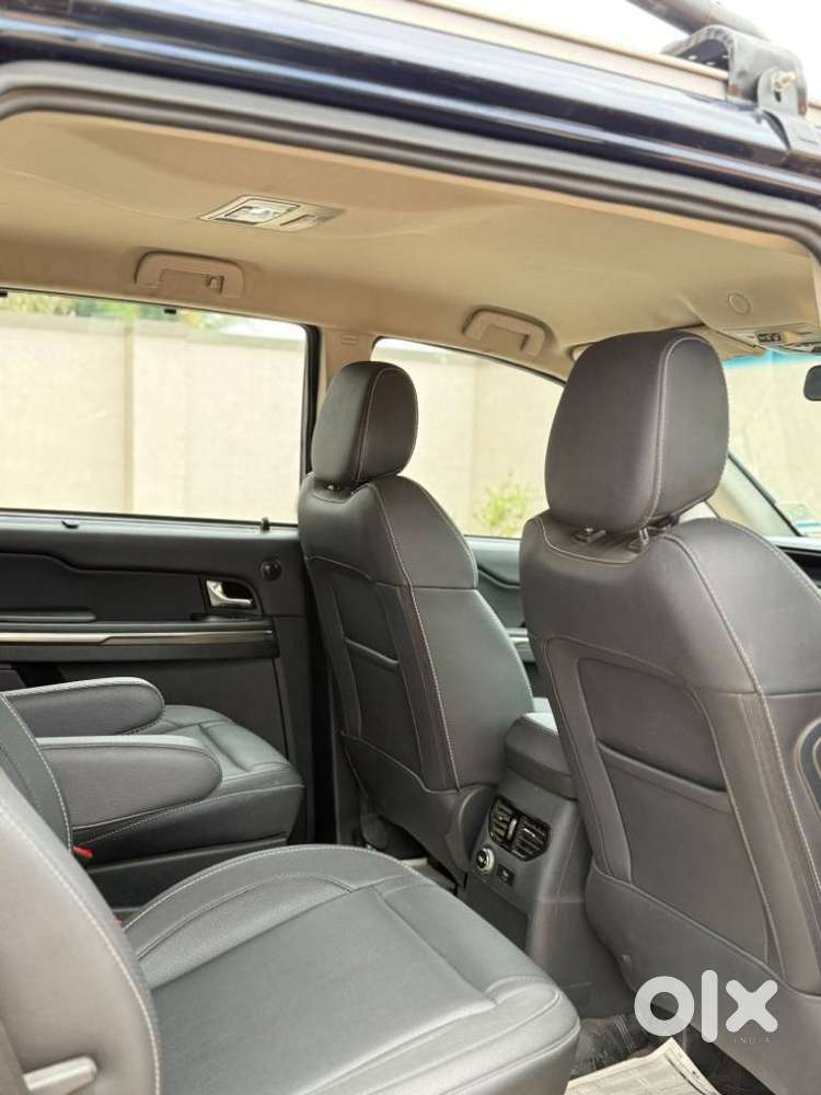 Tata Hexa 2.2 Xta 4x2 7 Str Dual Tone, 2018, Diesel