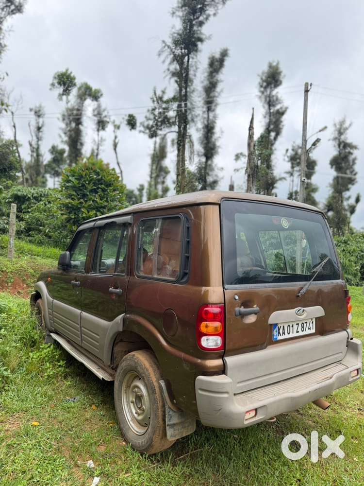 Mahindra Scorpio Classic Diesel 2004