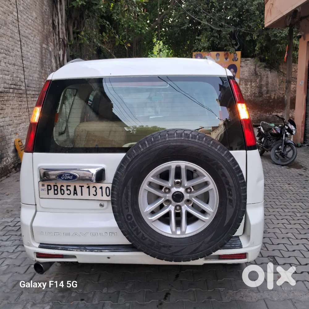 Ford Endeavour Diesel 2010 Car
