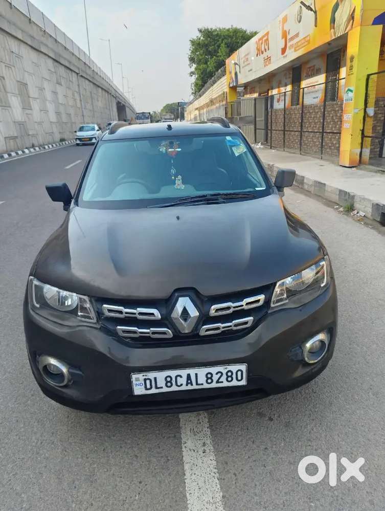 Renault Kwid 2016 Model Petrol Car.