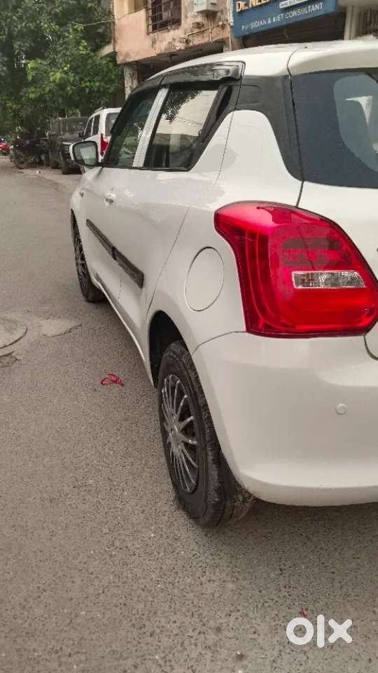 Maruti Suzuki Swift Lxi, 2019, Petrol
