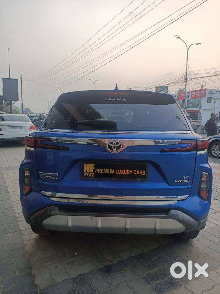 Toyota Urban Cruiser Hyryder, 2023, Petrol