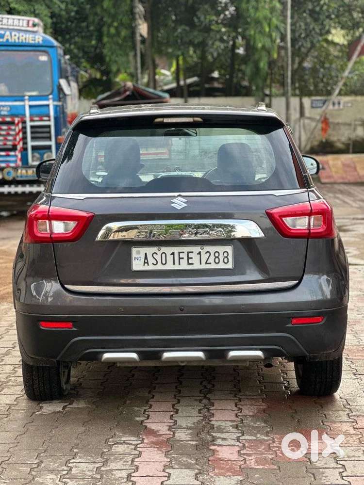 Maruti Suzuki Brezza 1.5 Zxi Plus Smart Hybrid, 2022, Petrol