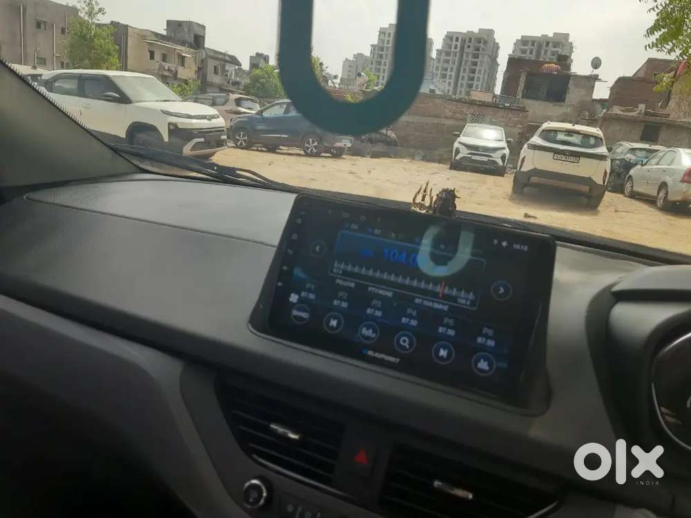 2023 Automatic Sunroof Nexon