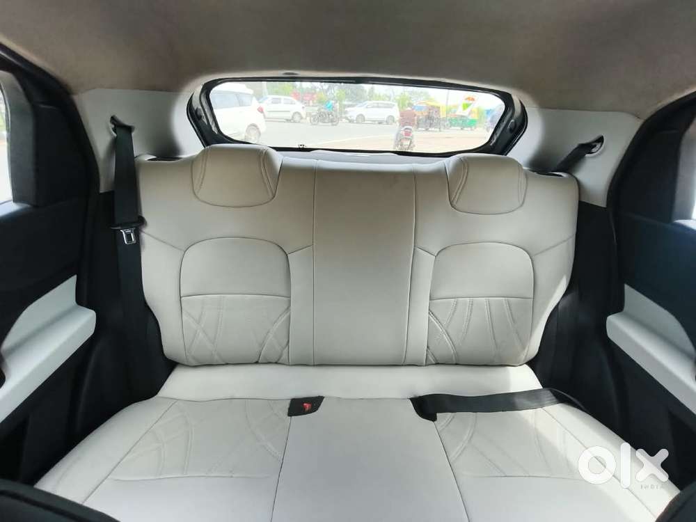 Tata Punch Creative Amt, 2022, Petrol