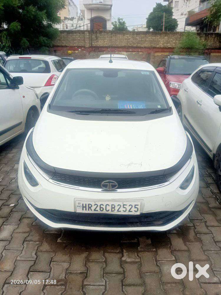 Tata Altroz 1.2 Xz (o), 2021, Petrol