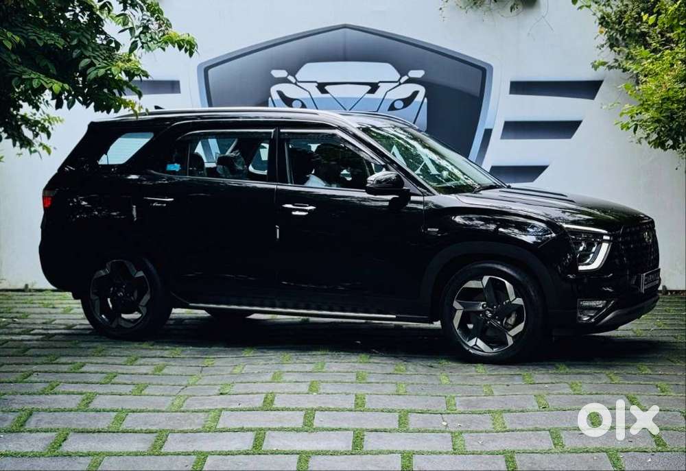 Hyundai Alcazar 2.0 Signature (o) Petrol At 7 Str, 2022, Petrol