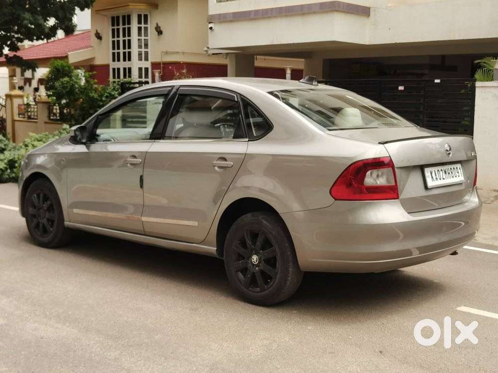 Skoda Rapid Elegance 1.6 TDI CR Manual, 2013, Diesel