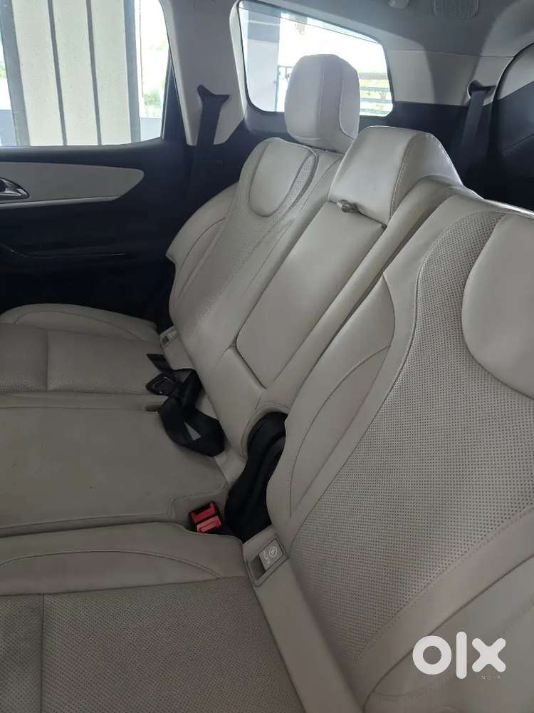 Mahindra Xuv700 Ax7 L 2024 Diesel Luxury