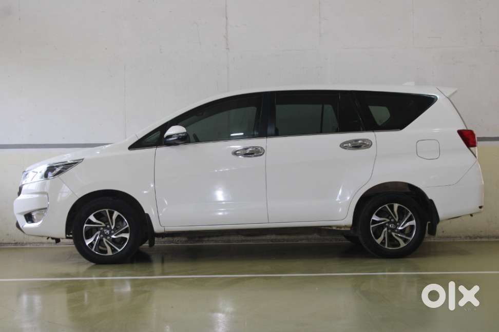 Toyota Innova Crysta 2.4 V, 2024, Diesel