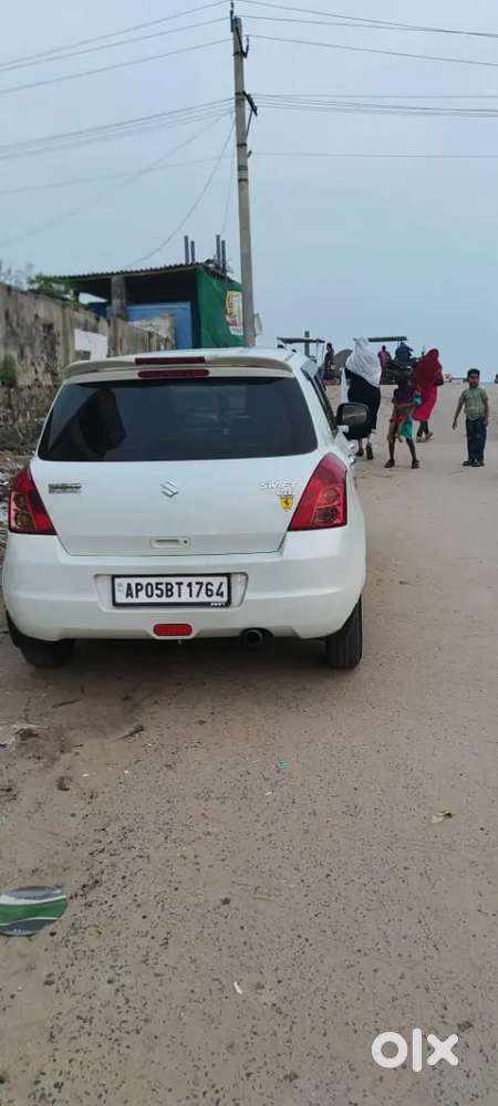 Maruti Suzuki Swift 2010