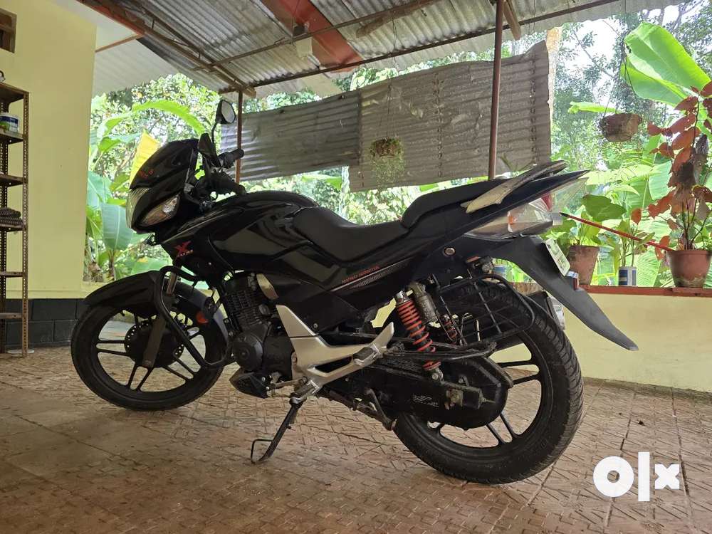 2012 Model CBZ Extreme 150 cc Single Owner Motorcycles 1793842858